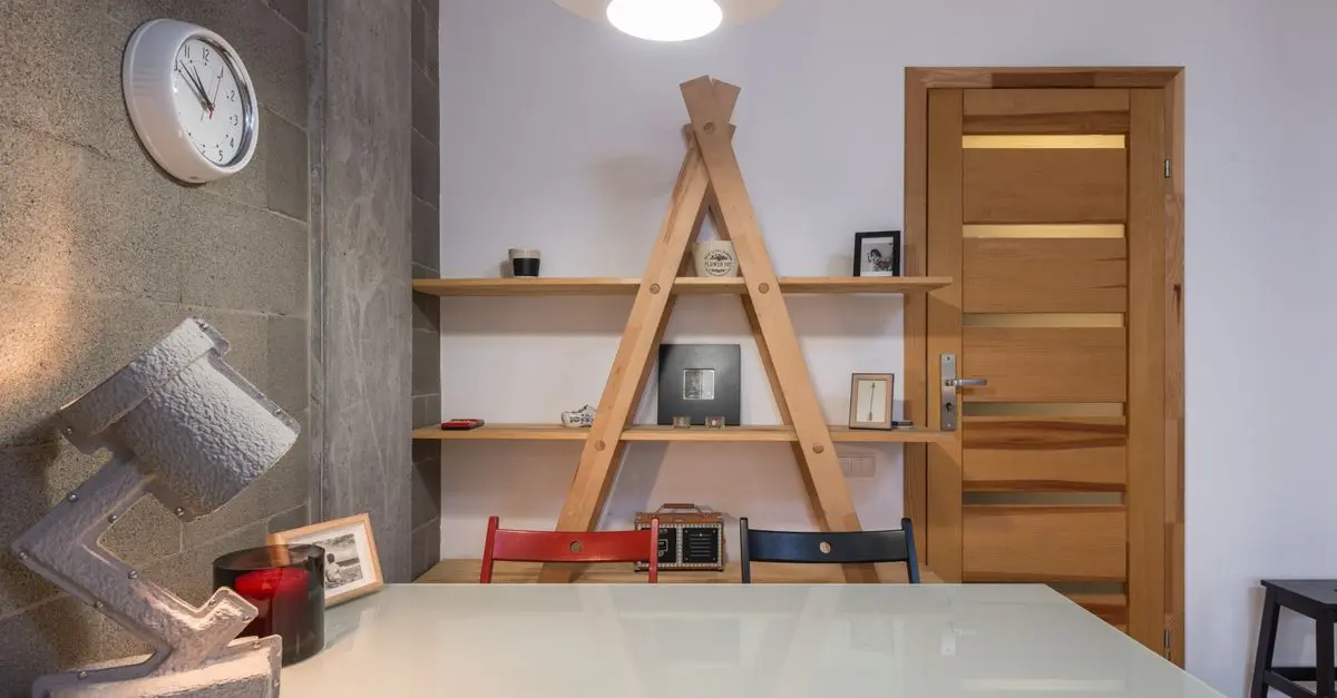 Cómo hacer una lámpara DIY con materiales reciclados
